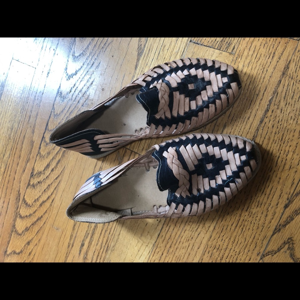 Handmade Mexican leather flats